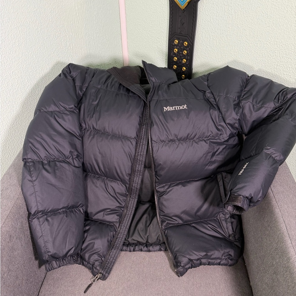Marmot Men’s Puffer Size Medium
